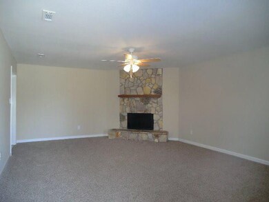 3812 Highpointe Dr, Hephzibah, GA 30815 - photo 3