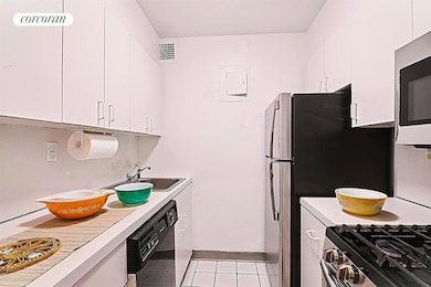 Warren House unit 2A, New York, NY 10016 - photo 4