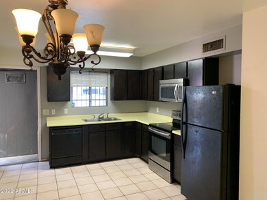 8810 N 34th Ave, Phoenix, AZ 85051 - photo 3