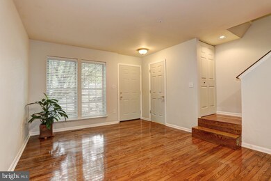 9802 Sherwood Farm Rd, Owings Mills, MD 21117 - photo 5