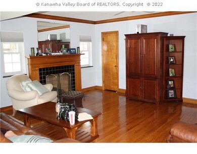 226 17th St, Dunbar, WV 25064 - photo 3