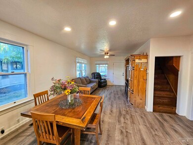 931 W 3rd St, Weiser, ID 83672 - photo 4