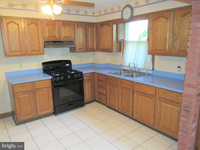 4912 Kenwood Ave, Baltimore, MD 21206 - photo 2