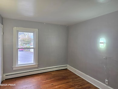 1539 West St, Honesdale, PA 18431 - photo 5