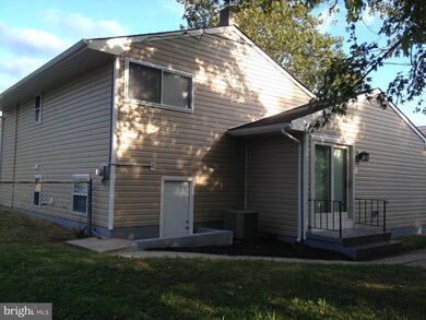 2938 Saint Lukes Ln, Gwynn Oak, MD 21207 - photo 3