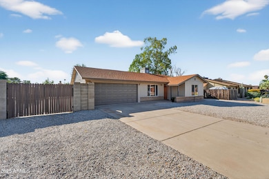 1325 W Topeka Dr, Phoenix, AZ 85027 - photo 2