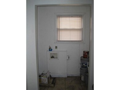 1061 S Ashburton Rd, Columbus, OH 43227 - photo 6