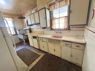 20 Sherry Rd, Cincinnati, OH 45215 - photo 3