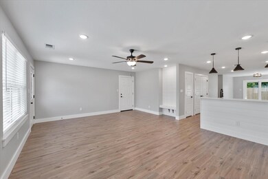 408 Cherry St, Whitesboro, TX 76273 - photo 4