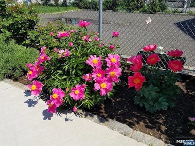 4 Saint Francis St unit 10, Newark, NJ 07105 - photo 4