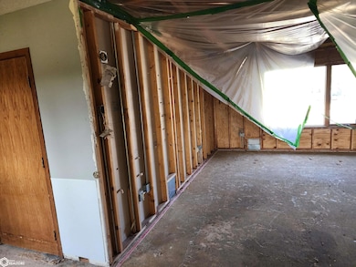 1402 Settlers Ln, Denison, IA 51442 - photo 7