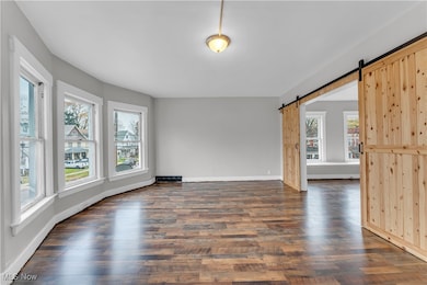 3106 Library Ave unit 2/UP, Cleveland, OH 44109 - photo 2