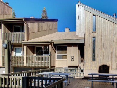 Chalet Village H4-11
