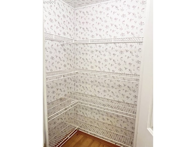 550 S State St, Sutherlin, OR 97479 - photo 7