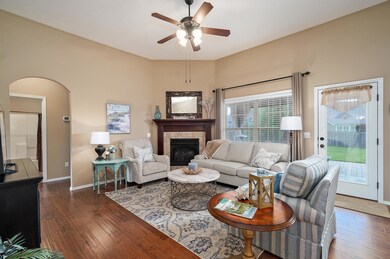 3513 N Ledgestone Dr-6