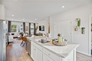 Builder images of a previously built decorated mod