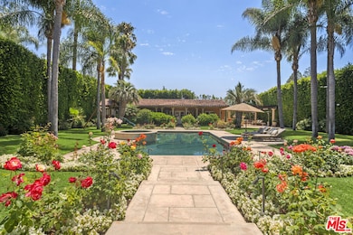 1008 Lexington Rd, Beverly Hills, CA 90210 - photo 3