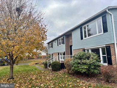 19 Hemlock Dr, Mechanicsburg, PA 17055 - photo 4