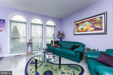 8734 Marburg Manor Dr, Lutherville Timonium, MD 21093 - photo 2