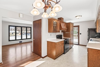 6381 Rath Dr, Woodbury, MN 55125 - photo 7