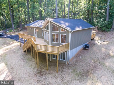 4421 Blue Mountain Rd, Shenandoah Farms, VA 22642 - photo 6