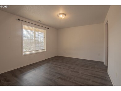 Bedroom, Owner's Suite