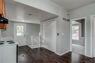 903 Walnut Ave, Osawatomie, KS 66064 - photo 6