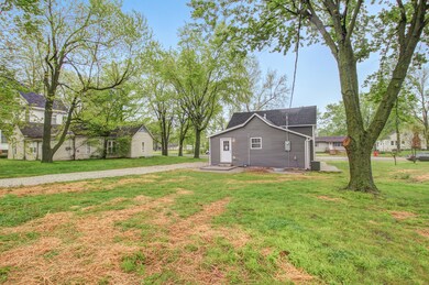 317 W Locust St, Aurora-8