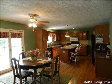 7813 Appleview Ln, Louisville, KY 40228 - photo 3