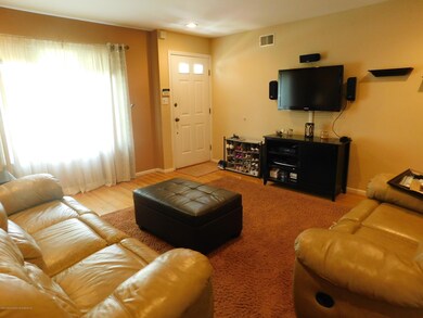 256 Malvine Ave, Staten Island, NY 10309 - photo 3