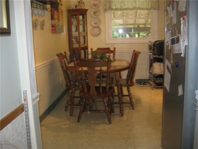Eat in kitchen