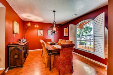 ViaDeDoradoDiningRoom