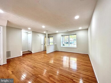 18662 Winding Creek Place, Germantown, MD 20874 - photo 5