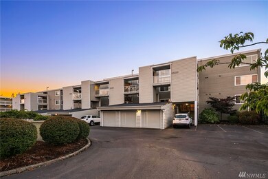 22219 6th Ave S unit 209, Des Moines, WA 98198 - photo 3