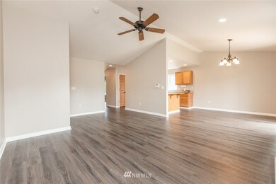 10713 Umtanum St SE, Yelm, WA 98597 - photo 7