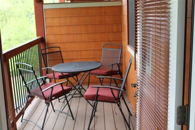 21 Crooked Mountain Rd unit E, Lincoln, NH 03251 - photo 6