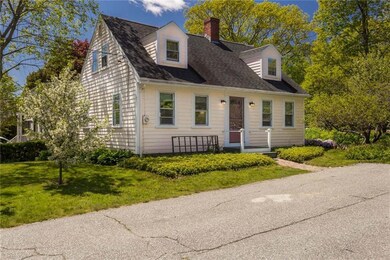 37 Tilton Ave, Kittery, ME 03904 - photo 2