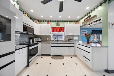 18 Seaview Ave, Revere, MA 02151 - photo 2