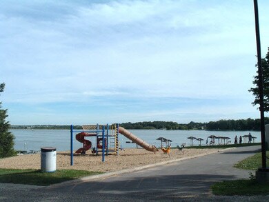 1972 Sunline Dr, Lake Summerset, IL 61019 - photo 5