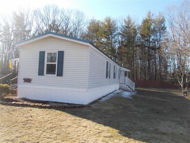 9 Royalcrest, Rochester, NH 03867 - photo 3