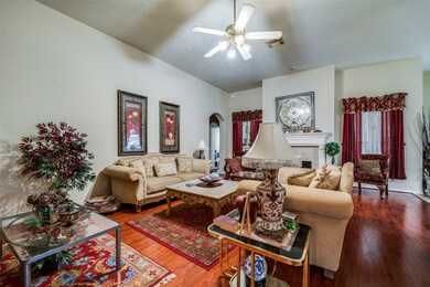 7911 Chateau Point Ln, Houston, TX 77041 - photo 7