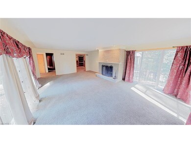 93 Hopewell Dr, Struthers, OH 44471 - photo 4