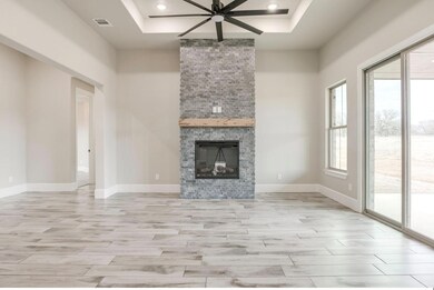 1001 Monaco Ct, Springtown, TX 76082 - photo 5