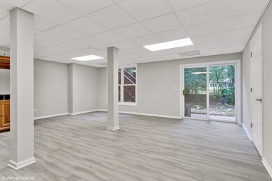 1440 Whitespire Ct unit 4601, Naperville, IL 60565 - photo 7