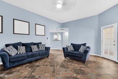 629 Paseo de Flor Cir, El Paso, TX 79928 - photo 4