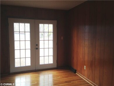 613 Roberson St, Petersburg, VA 23805 - photo 4