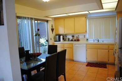 2707 Carnegie Ln unit 2, Redondo Beach, CA 90278 - photo 4