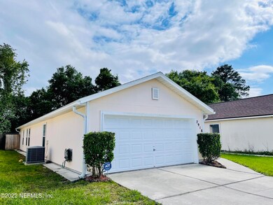 7918 Cherry Blossom Dr S, Jacksonville, FL 32216 - photo 5