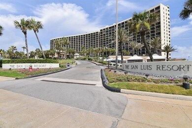 Owners and guests have full use of the resort amen