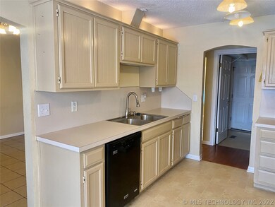 129 W Gulfport St, Broken Arrow, OK 74011 - photo 4